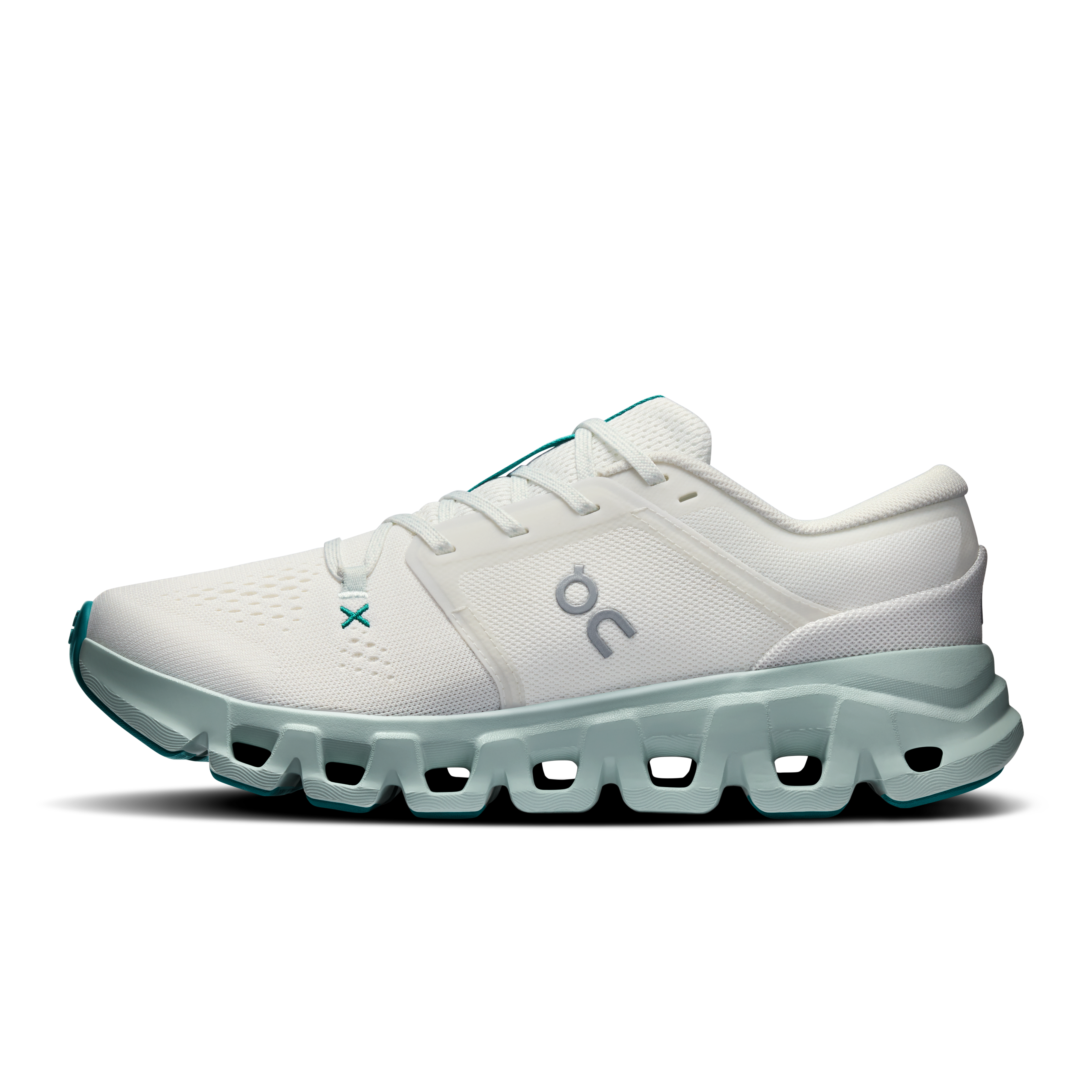 On Women's Cloud X 5 Ivory | Surf