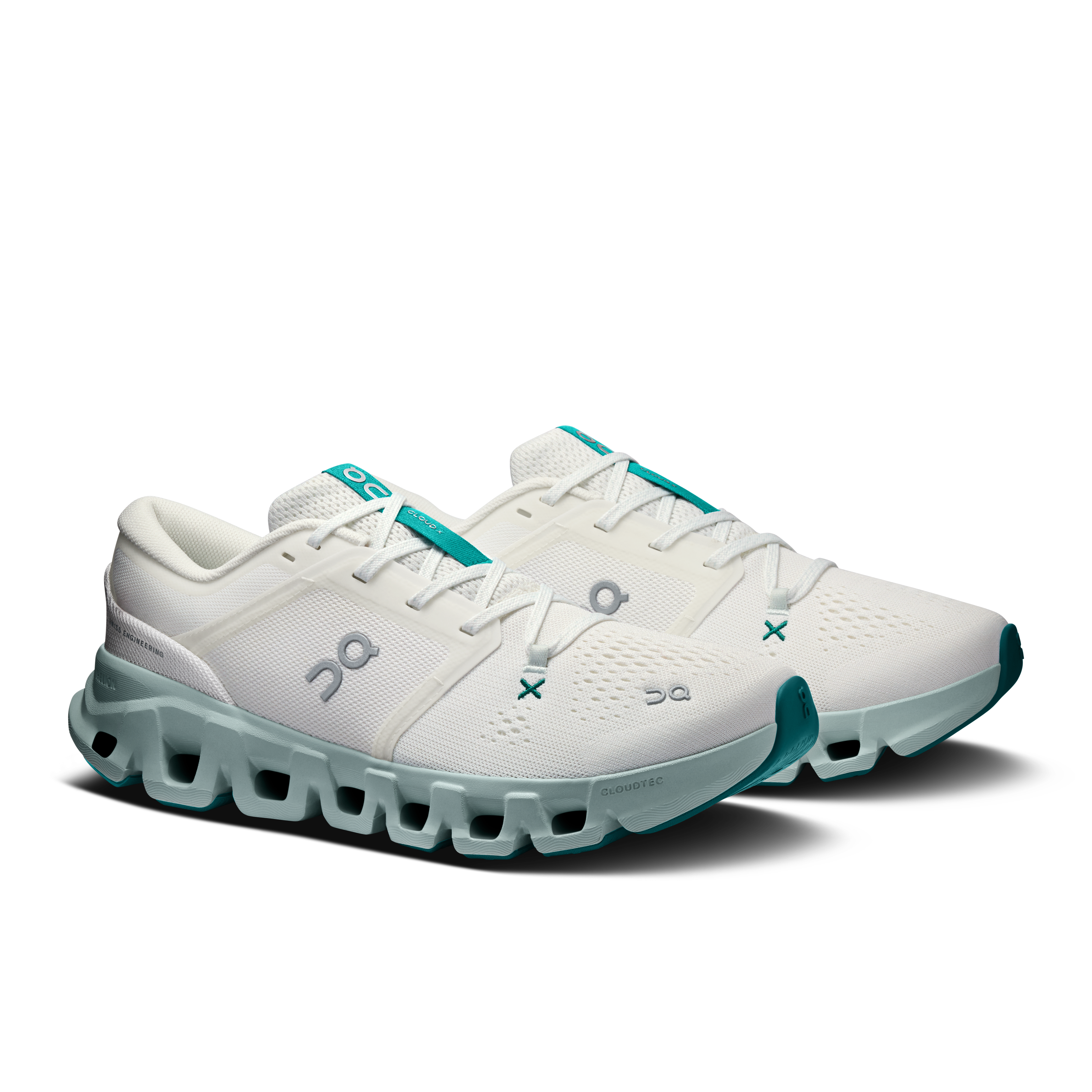 On W Cloud X 5 Ivory | Surf