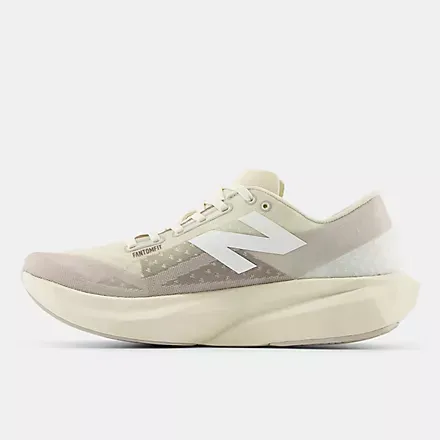 New Balance FuelCell Rebel V4 26㎝ New Balance Men's FuelCell Rebel v4 Graphite/Black